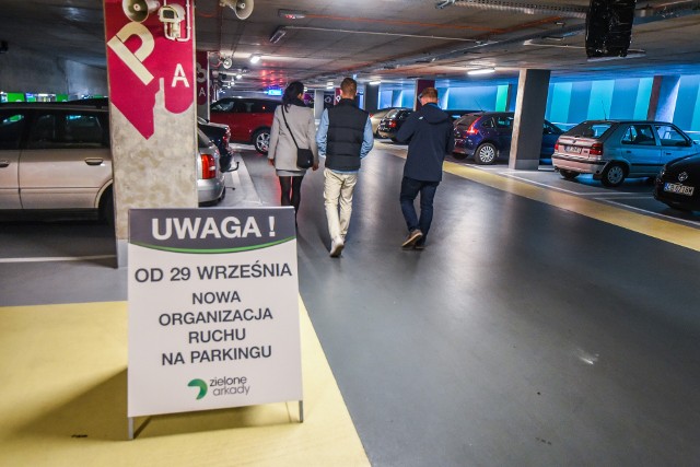 Po zmianach parking w Zielonych Arkadach stał się łatwiejszy dla kierowców