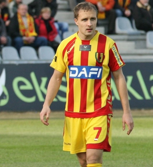 Sander Puri wyjechał na zgrupowanie kadry Estonii i już nie zagra w barwach Korony. Jego wypożyczenie z greckiej Larissy wygasa 30 czerwca 2011 roku.