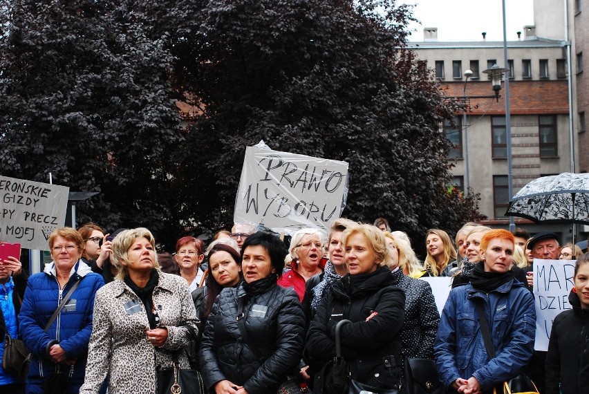 Czarny protest w Bytomiu ZDJĘCIA + WIDEO