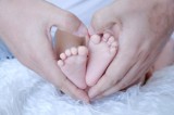 Płatne urlopy dla rodziców. Zasady udzielania urlopu macierzyńskiego, rodzicielskiego i ojcowskiego