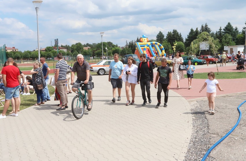 Festyn charytatywny dla Szymonka na stadionie miejskim w Białobrzegach (WIDEO, DUŻO ZDJĘĆ)