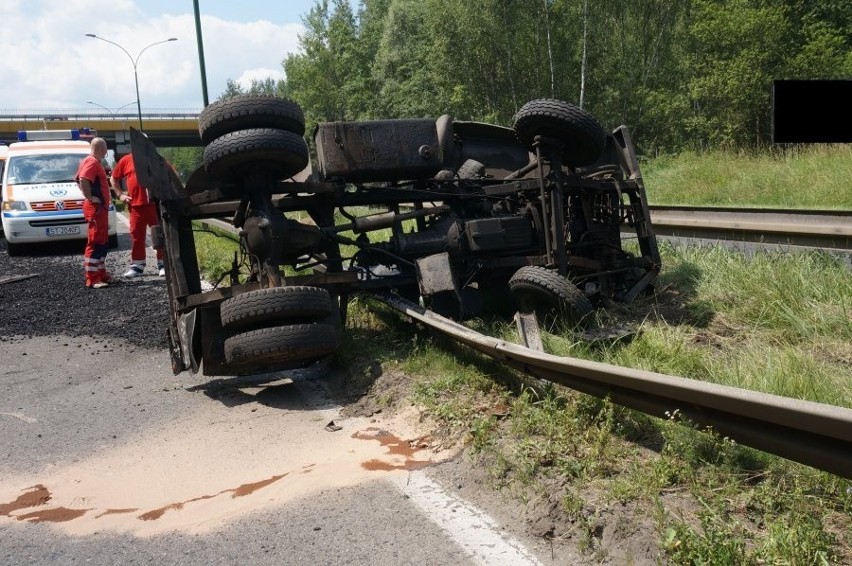 Wypadek w Tychach. Nie żyje 78-letni mężczyzna