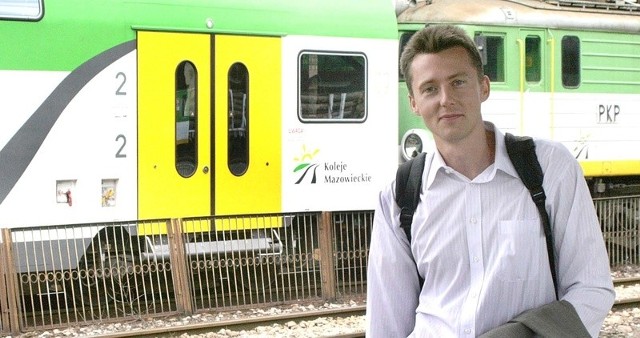 - Standard oferowany podróżnym przez firmy kolejowe pozostawia wciąż sporo do życzenia &#8211; mówi Marcin Jaworski, jeden z radomian, którzy muszą korzystać z usług kolei.
