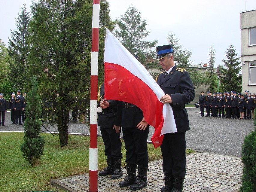 Dzień strażaka w Komendzie Miejskiej PSP w Katowicach: Minister wyróżniła bohaterów [ZDJĘCIA]