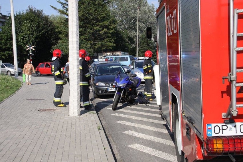 Wypadek na skrzyżowaniu Nysy Łużyckiej z Luboszycką w Opolu....