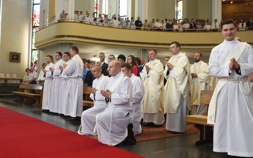 W sobotę w katedrze w Rzeszowie odbyły się święcenia...