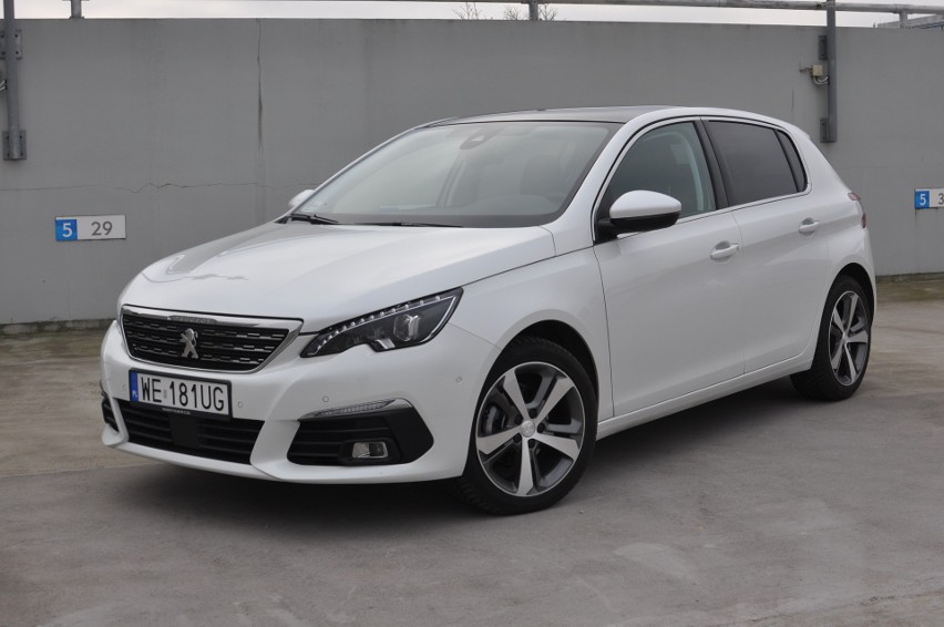 Peugeot 308 to stary znajomy. Obecne na rynku od 2014 r....