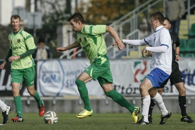 Łukasz Sekulski (z piłką) jest w orbicie zainteresowań klubów z najwyższej klasy rozgrywkowej.