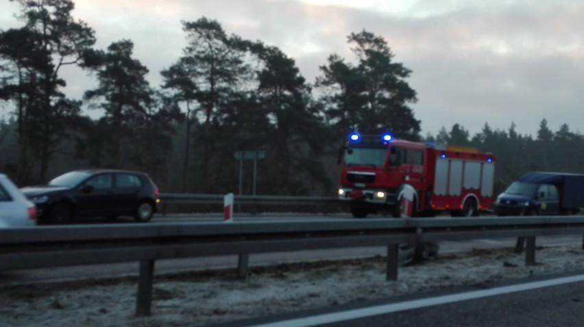 Wypadek na S3. Karambol 11 aut przy zjeździe na Goleniów                                                                                    