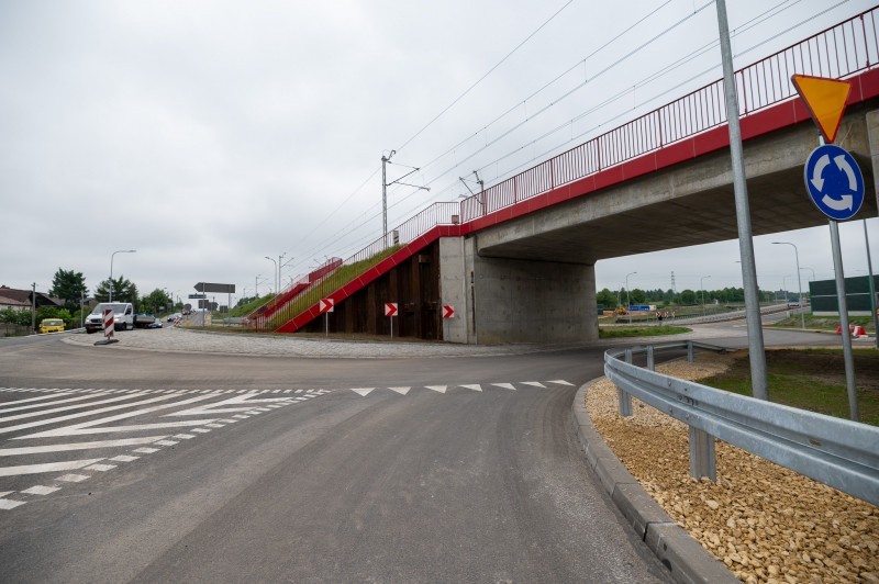 Budowa A1: Węzeł Blachownia otwarty. Krótsza droga na Jasną Górę. Można zjechać z autostrady A1 na DK46 np. na Opole czy Szczekociny