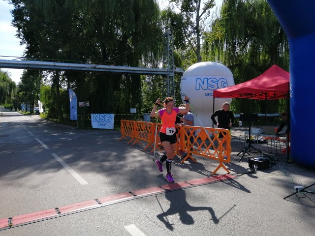 W zawodach nordic walking tryumfowała Dorota Rejman z Tarnobrzega reprezentująca Uczniowski Klub Sportowy  Siedleszczany.