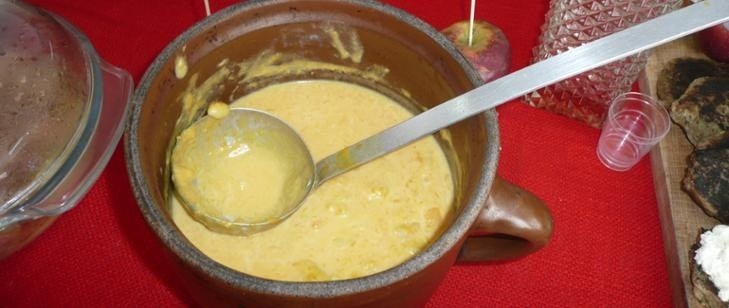 Kujawsko bania z zacirkami - zupa z dyni (zwanej na Kujawach...