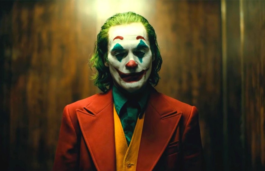 „Joker” z Joaquinem Phoeniksem: Klauni z ulic miasta nadchodzą?