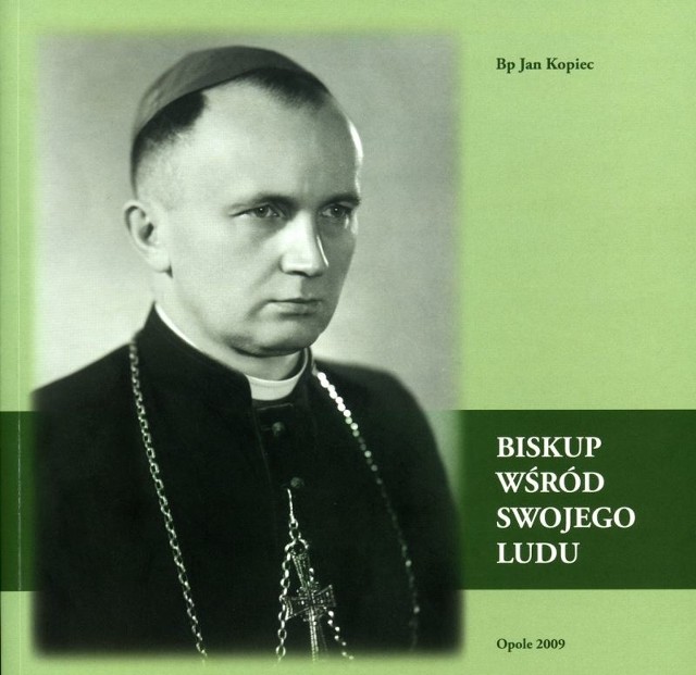 Z okazji dwudziestej piątej rocznicy śmierci biskupa Wacława Wyciska, biskup Jan Kopiec napisał jego biografię zatytułowaną "Biskup wśród swojego ludu".