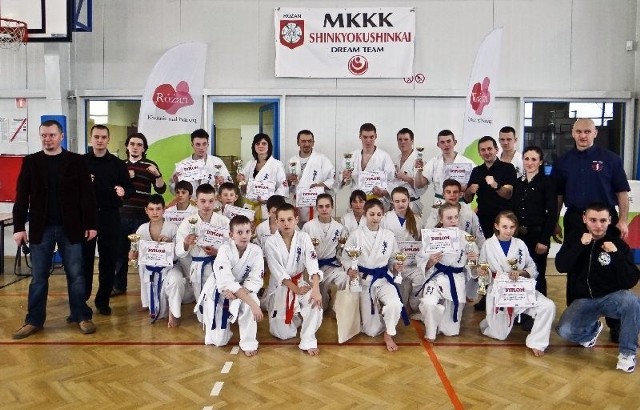Karatecy MKKK stanęli na podium w rywalizacji drużynowej.
