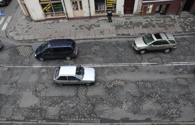 Ulica Grodzka w Słupsku jest w katastrofalnym stanie.