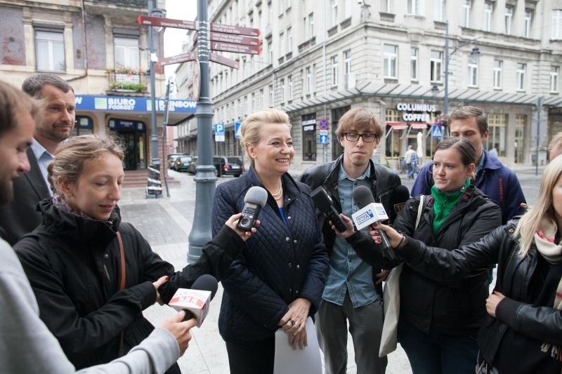 Neon z dworca Łódź Fabryczna na ul. Traugutta. Czy łodzianie się na to zgodzą?