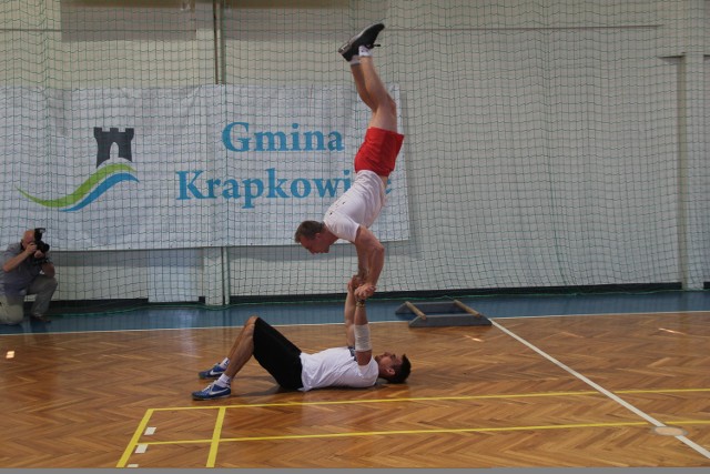 Pokaz treningu streetworouterów będzie można zobaczyć 22 sierpnia. Zaproszą oni na bieg spod hali widowiskowo-sportowej do parku w Odrowążu.