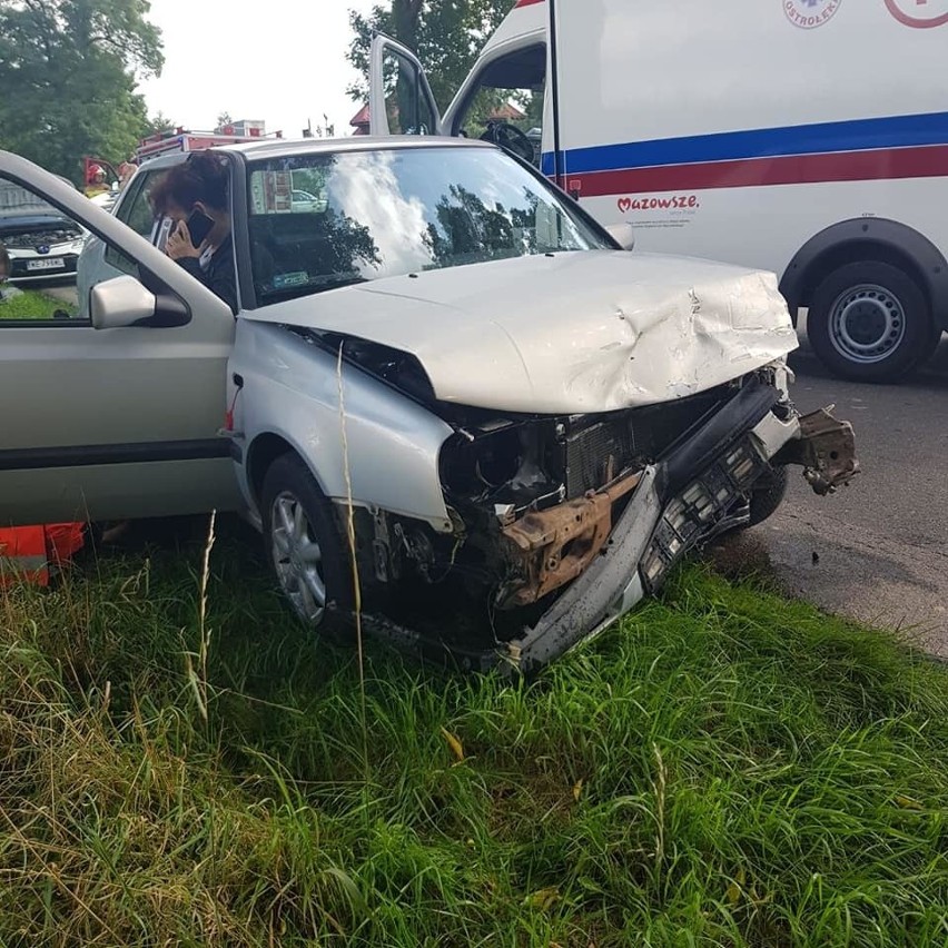 Przasnysz. Wypadek na trasie Bartniki - Stara Krępa. Jedna osoba w szpitalu