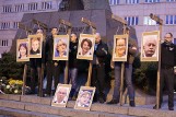 Przedłużono śledztwo ws. portretów europosłów, które zostały powieszone na szubienicach