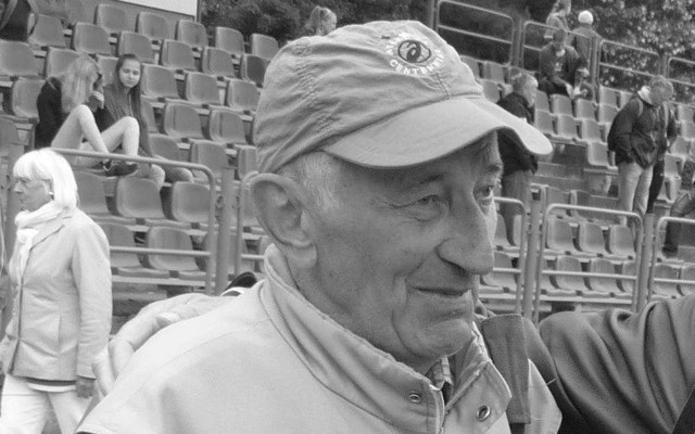 Trener Adam Jóźwik zmarł w sobotę wieczorem. To jedno z Jego ostatnich zdjęć na zawodach w Kielcach.