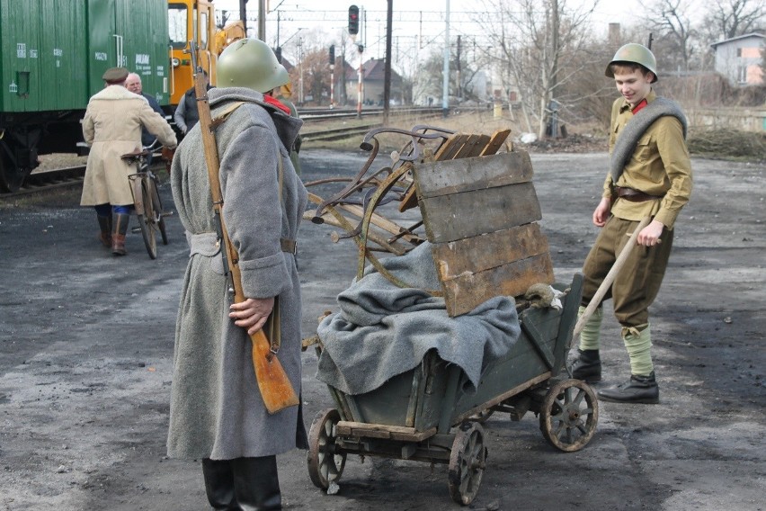 Inscenizacja wydarzeń z 1940 roku wywoływała żywe emocje nie...