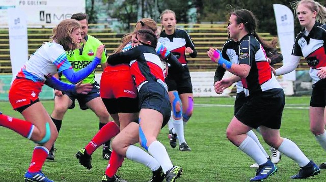 Podczas meczów rugby kobiet nigdy nie brakuje zaangażowania i ambicji