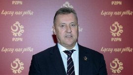Media: PZPN skłamał! To Cezary Kulesza wziął Stasiaka do Mołdawii?
