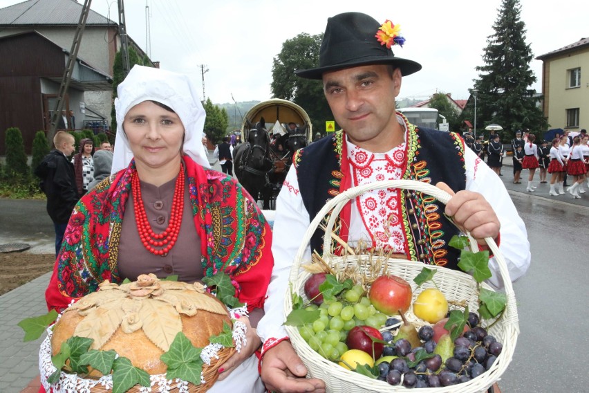 Dożynki w gminie Korzenna. Rolnicy pochwalili się plonami