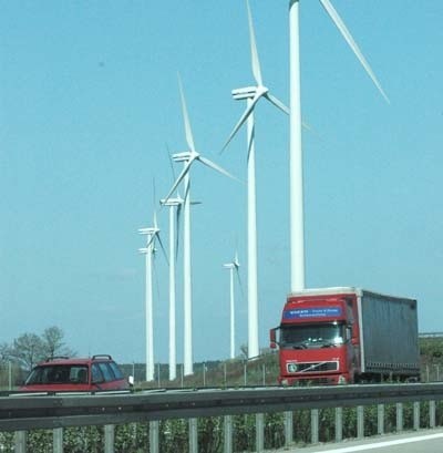 Do gigantycznych wiatraków przyzwyczaili się już Niemcy. Jeśli firma Starke Wind zrealizuje swoje plany, urządzenia wpiszą się też w krajobraz Golic i Lisowa.