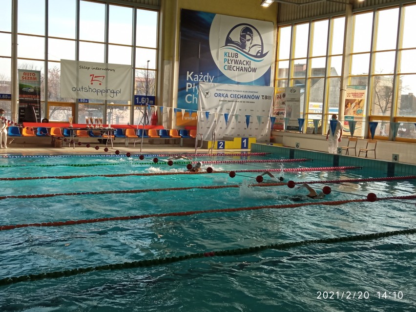 Młodzi pływacy Juvenii Białystok  zdobyli sześć medali w Ciechanowie