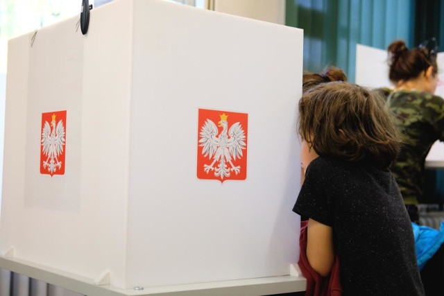 Wybory posłów i senatorów zakończą się 13.10.2019 o godz. 21.00. Kiedy poznamy wyniki wyborów do Sejmu i Senatu?