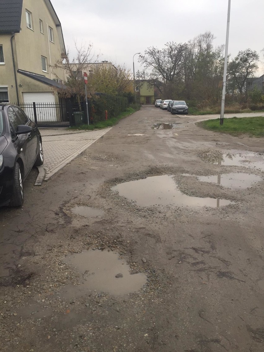 Chcą remontu ulicy. Urząd: To dopłaćcie z własnej kieszeni