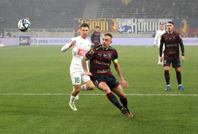 Widzew - Pogoń LIVE! Kto lepiej zakończy rundę?