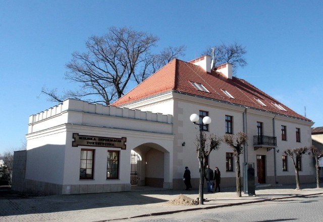 Hotel pod Dębem ruszy prawdopodobnie na przełomie czerwca i lipca.