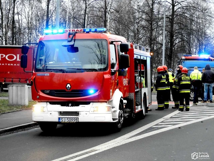 Wypadek w Jaworznie: Zderzyły się dwa samochody. Jeden z...