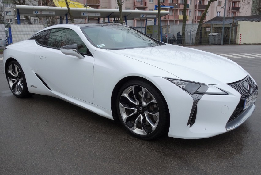 Lexus LC 500h - test...