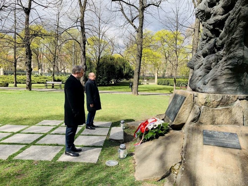 Marszałek Marek Woźniak i Wojciech Bogajewski, prezes...