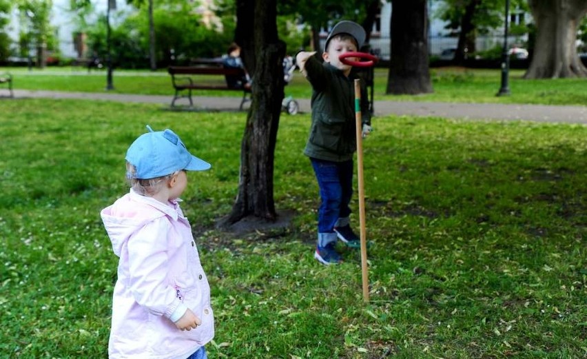 Kraków. Coroczne święto Celestatu. Pokazy walk rycerskich oraz zawody łucznicze [ZDJĘCIA]