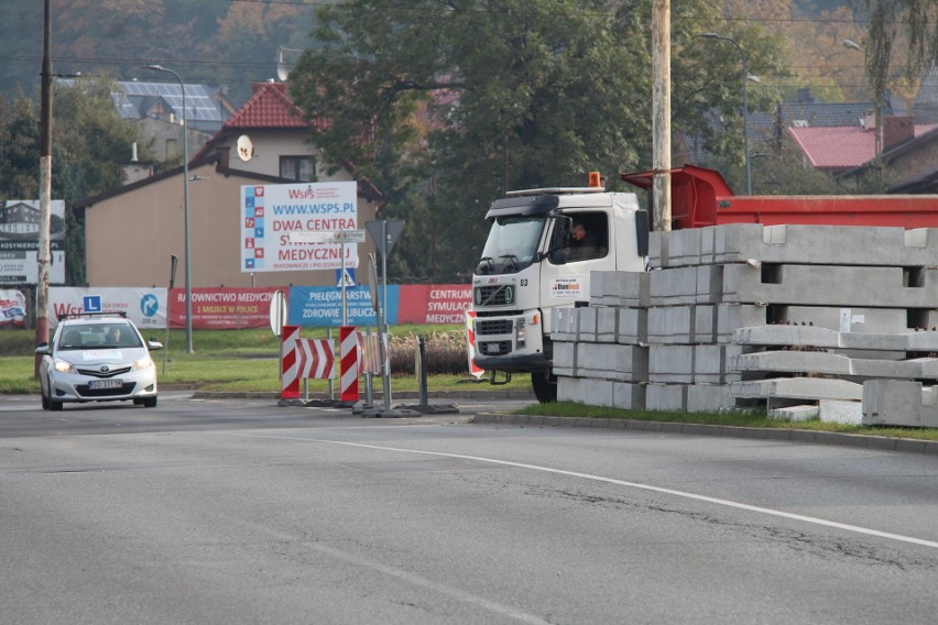 Tramwaje Śląskie remontują torowisko w Dąbrowie Górniczej