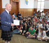 Uczniowie szkoły podstawowej nr 1 w Opolu spotkali się ze Szkotem