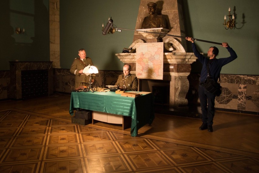 W Kielcach nagrywano sceny do filmu "Kieleckie Westerplatte" w reżyserii Sławomira Mazura. Zobacz zdjęcia
