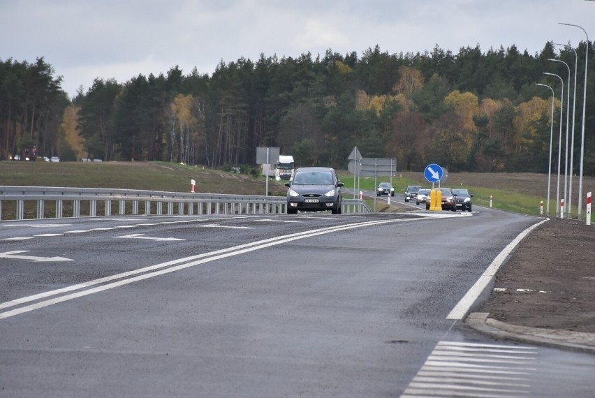 Pierwsze samochody przejechały obwodnicą Brzezia w gminie...