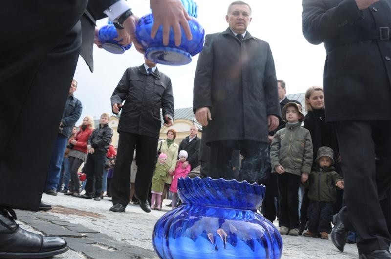 Bialostoczanie uczcili pamiec ofiar katastrofy w Smolensku