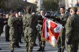 Kolejni żołnierze wstąpili do Świętokrzyskiej Brygady Obrony Terytorialnej. Uroczystą przysięgę złożyli w Ostrowcu [ZDJĘCIA, WIDEO]