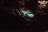 Tragiczny wypadek w Ełku. 20-latka uderzyła autem w latarnię i wpadła do rzeki. Nie żyje (zdjęcia) [13.12.2019]