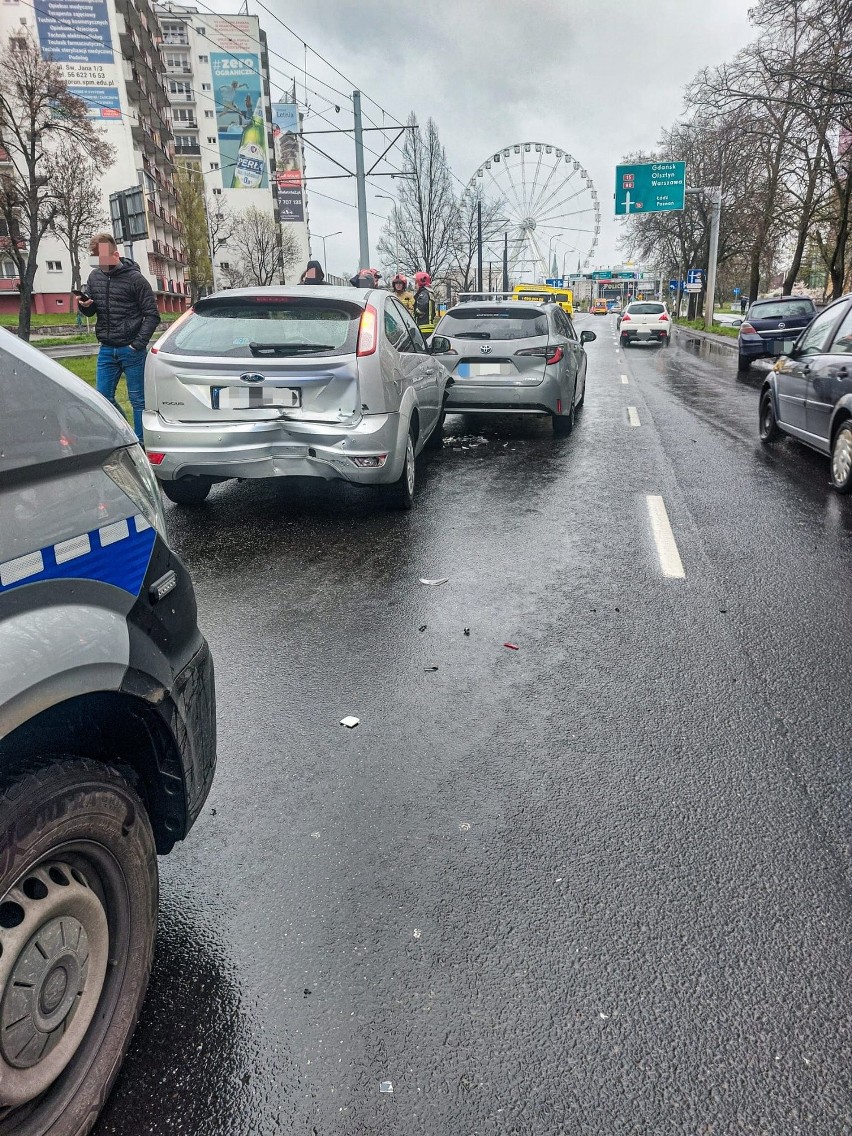 Do wypadku przy ul. Kraszewskiego w Toruniu doszło w sobotę,...