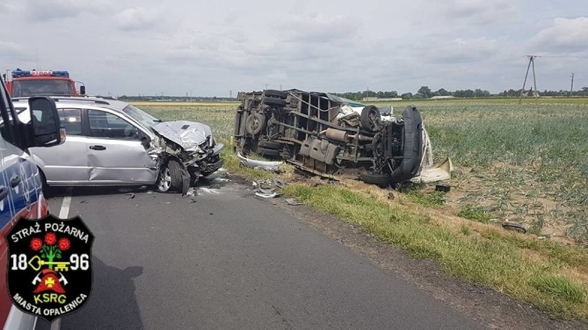 Zderzył się samochód terenowy marki Kia Sorento oraz...