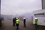 Pożar hali produkcyjnej w Miastku. W akcji trzy zastępy strażaków (ZDJĘCIA) 