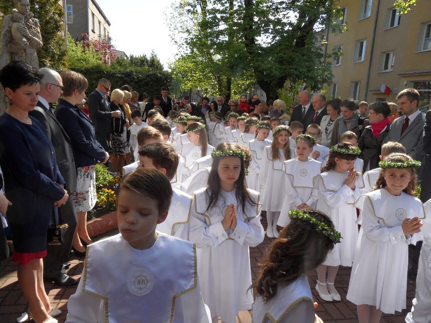 Pierwsza Komunia św. u św. Stanisława Kostki w Częstochowie